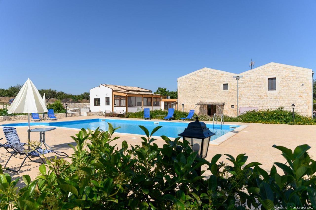 Agriturismo Tenuta Sparaceto Modica Dış mekan fotoğraf
