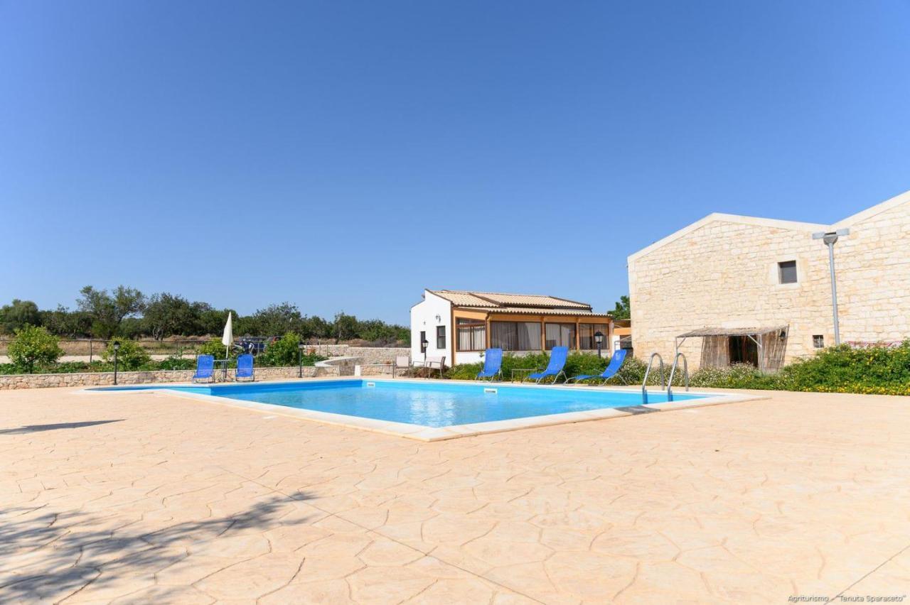 Agriturismo Tenuta Sparaceto Modica Dış mekan fotoğraf
