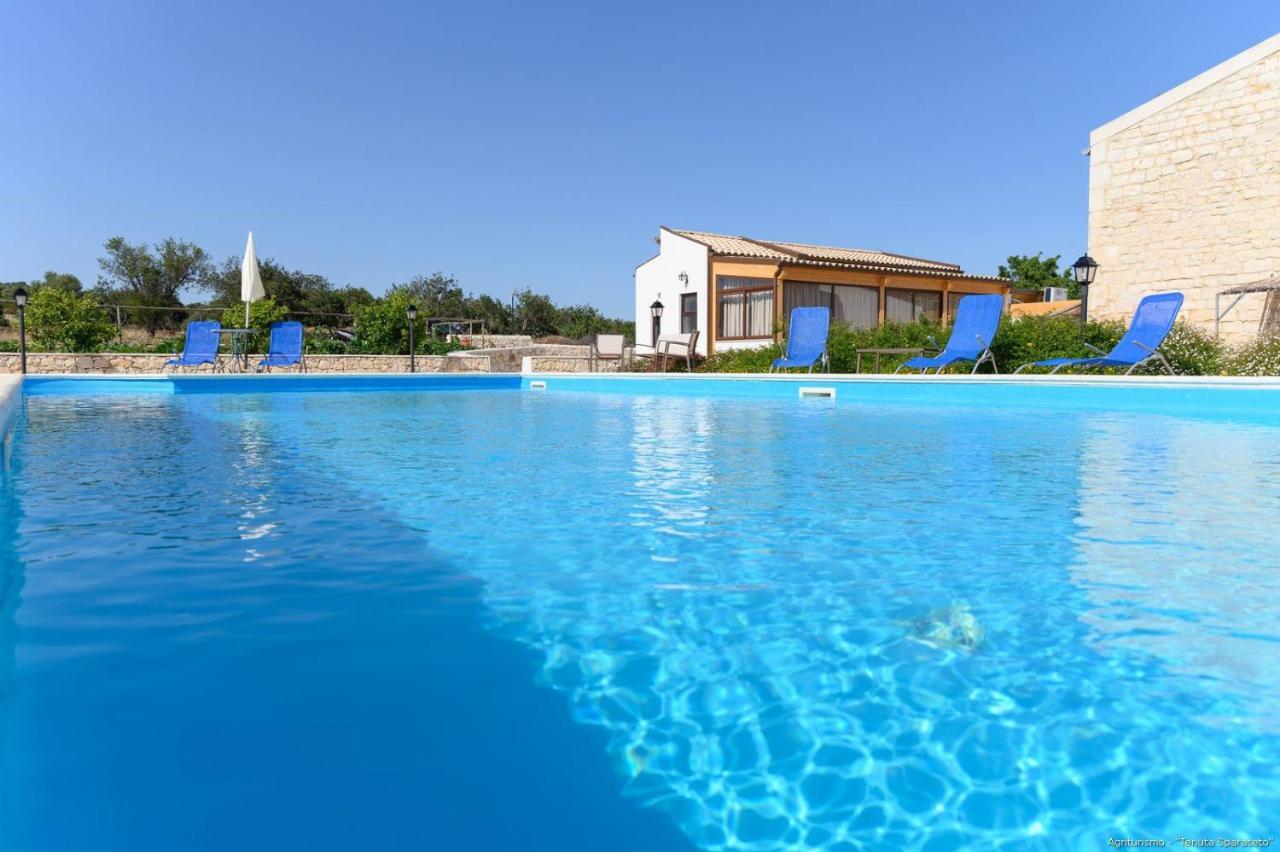 Agriturismo Tenuta Sparaceto Modica Dış mekan fotoğraf