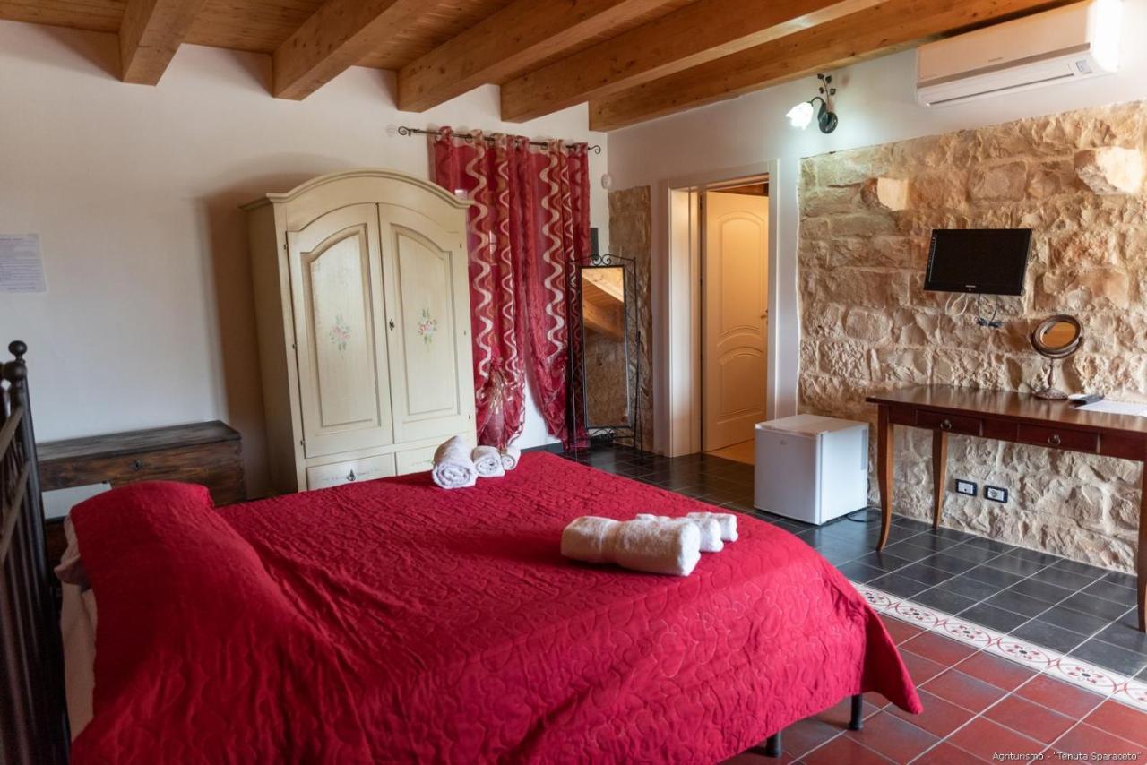 Agriturismo Tenuta Sparaceto Modica Dış mekan fotoğraf